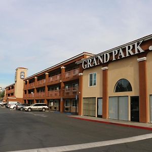 Grand Park Inn Baldwin Park Exterior photo