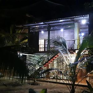 Wooden Paracosm & Resort Tissamaharama Exterior photo