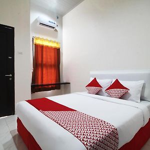 Hotel Oyo 3002 Wisma Alda Syariah Bandar Lampung Exterior photo