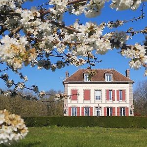 Tuilerie de Talouan Maison de maître 4 étoiles écologique et tout confort Villeneuve-sur-Yonne Exterior photo