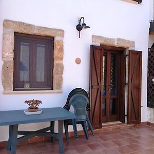 One Bedroom Appartement With Wifi At Palermo Exterior photo