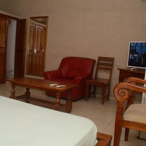 Hotel Ambassadors Lomé Exterior photo