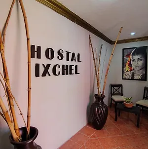 Hostal Ixchel - Wifi, Hot Water, Ac, In Valladolid Downtown Exterior photo