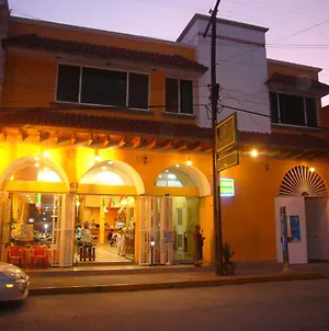 Casa de Huéspedes La Rosa Ixtapan de la Sal Exterior photo