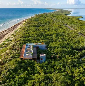 Beachfront Villa In The Middle Of Jungle! Tulum Exterior photo